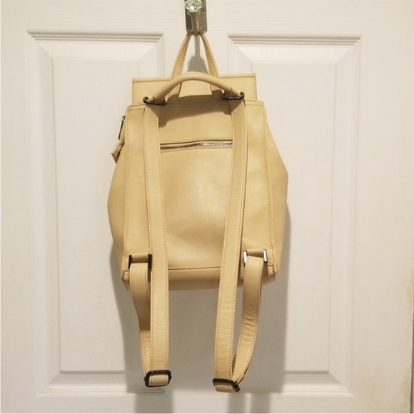 Pixie Mood vegan yellow lemonade Kim backpack crossbody convertible bag - Picture 6 of 9